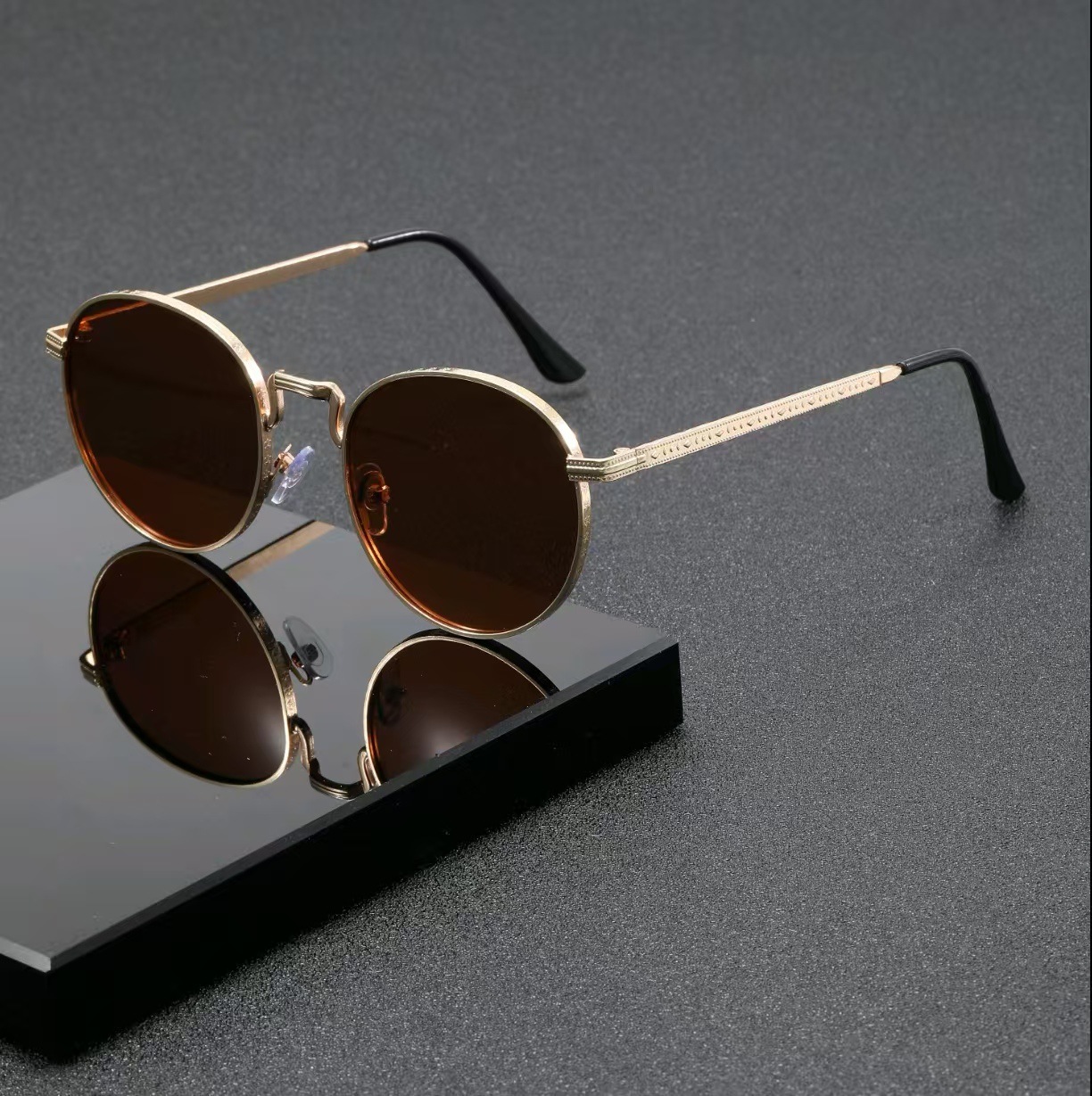 Fashion Classic Round Sunglass - Designer Sunglasses 评论和价格